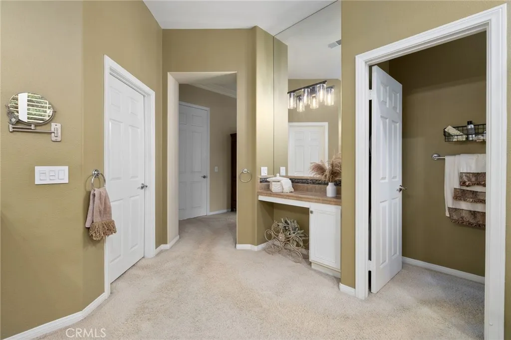 2370 Canyon Crest, La Verne, California 91750 home-pic-35