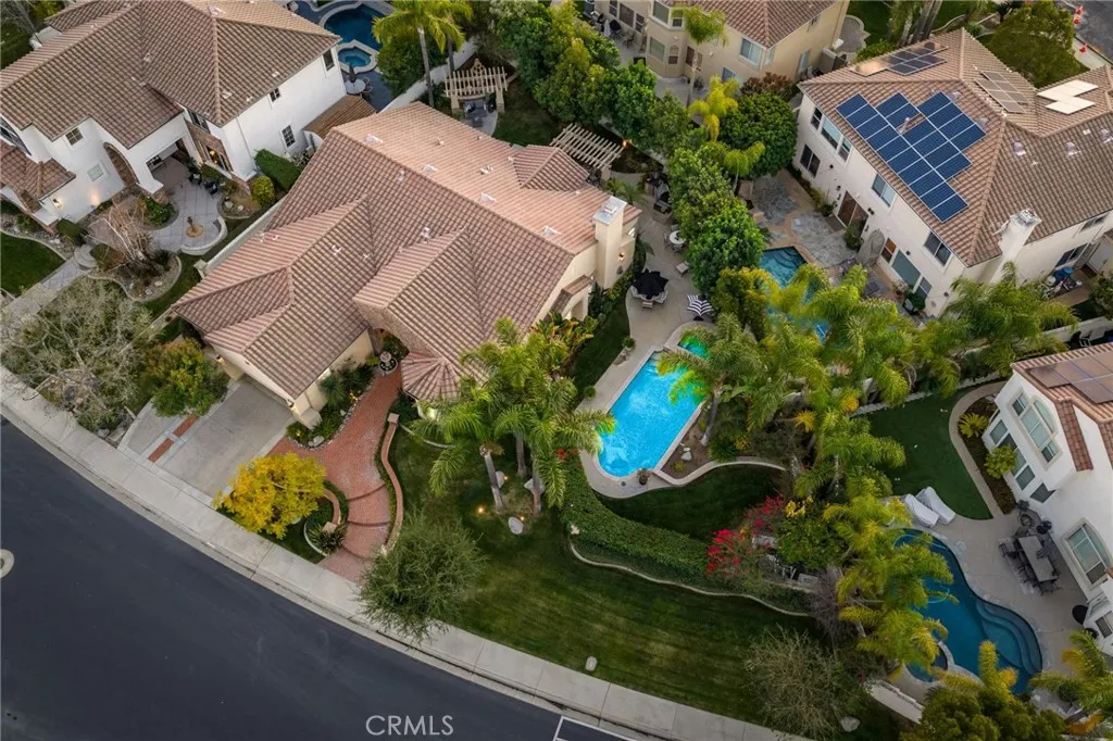 2370 Canyon Crest, La Verne, California 91750 home-pic-2