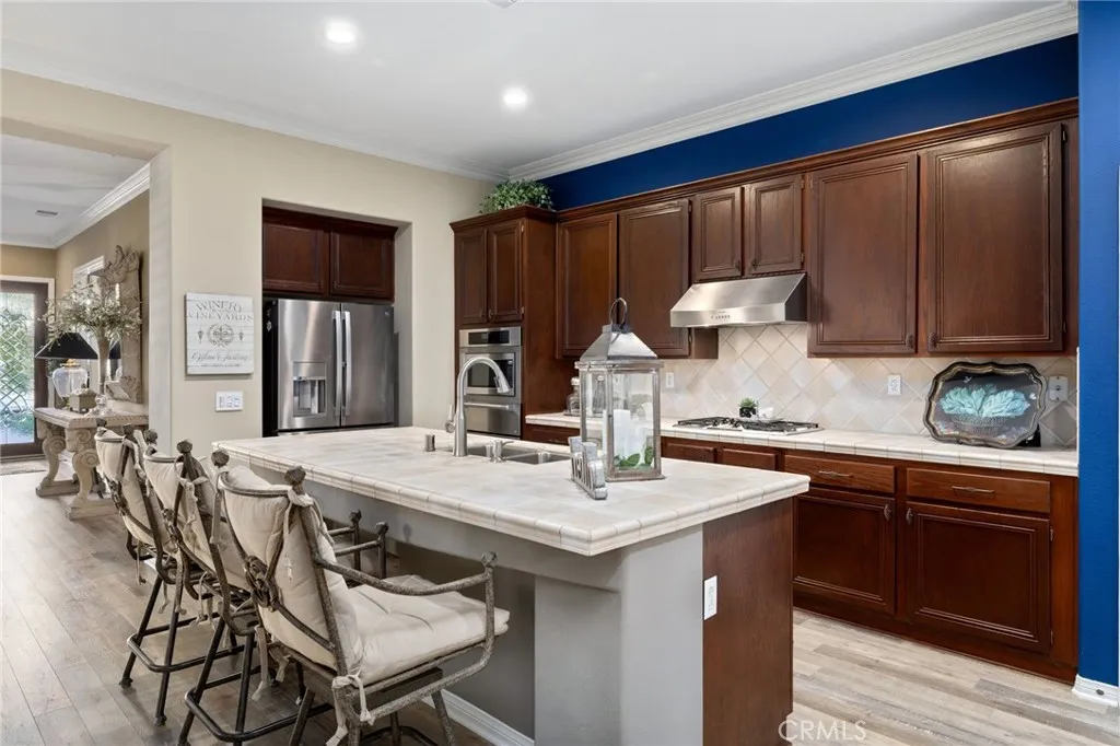2370 Canyon Crest, La Verne, California 91750 home-pic-21