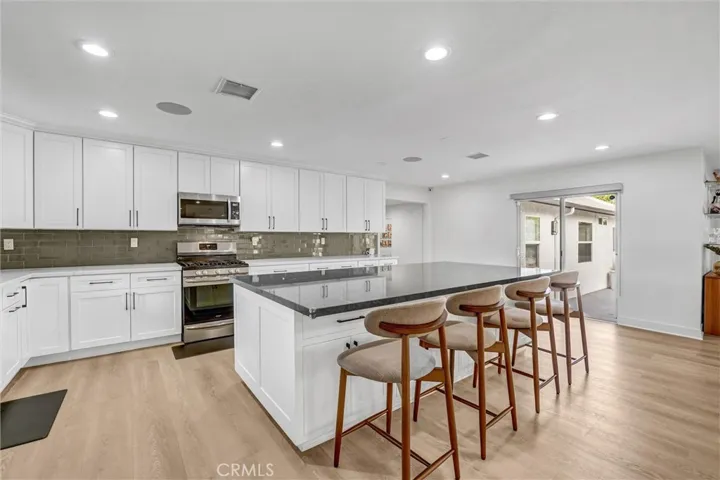 23245 Gonzales Drive, Woodland Hills, California 91367