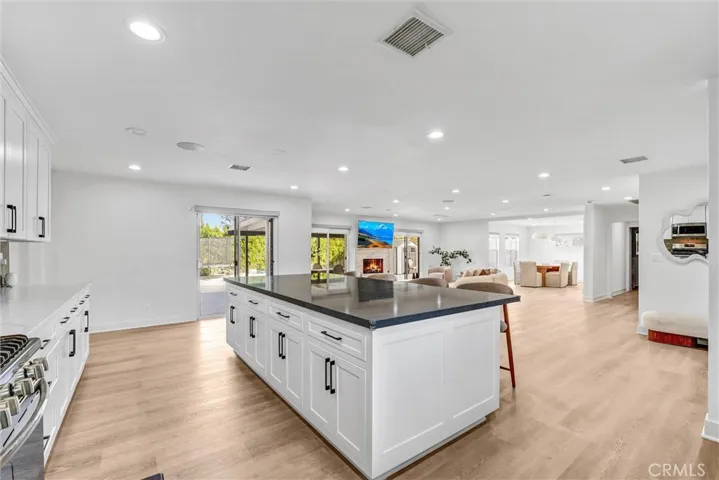 23245 Gonzales Drive, Woodland Hills, California 91367