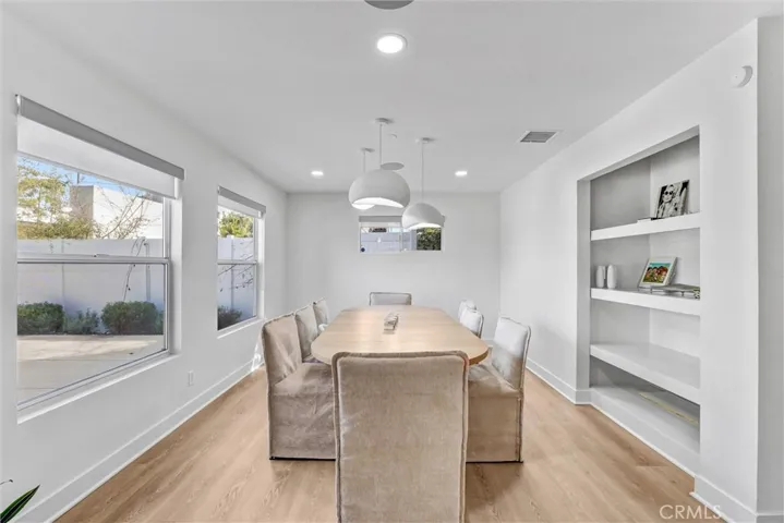 23245 Gonzales Drive, Woodland Hills, California 91367