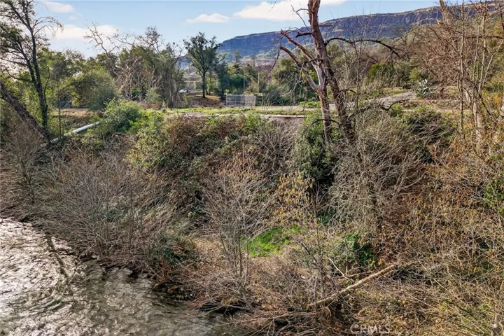 Creek access is a big bonus!