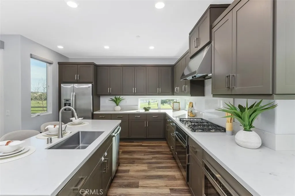 430 Transport, Tustin, California 92782 home-pic-6