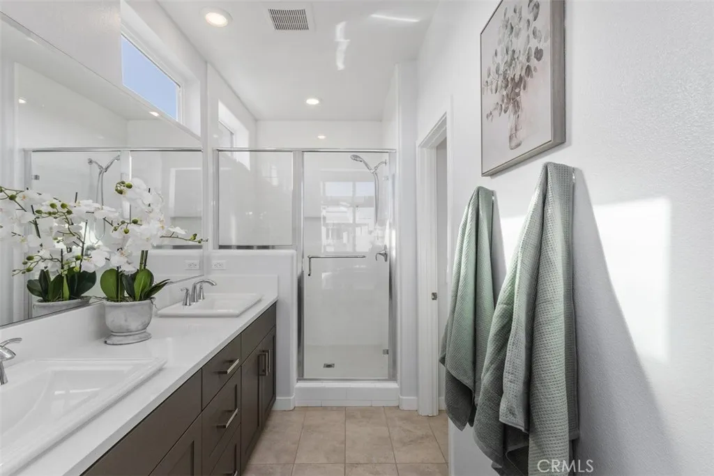 430 Transport, Tustin, California 92782 home-pic-22