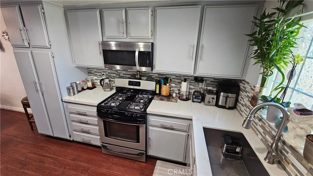 1820 E Avenue J 10, Lancaster, California 93535 home-pic-14