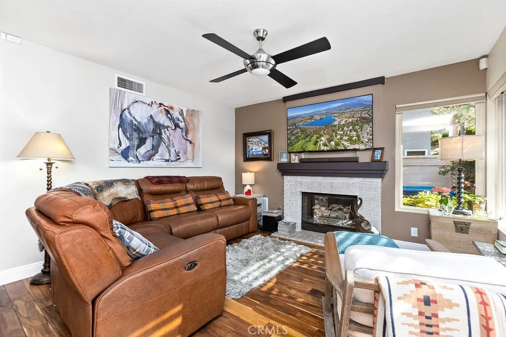27852 Vicenza Court, Mission Viejo, California 92692 home-pic-12