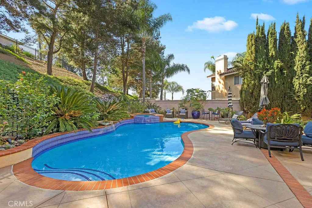 27852 Vicenza Court, Mission Viejo, California 92692 home-pic-19