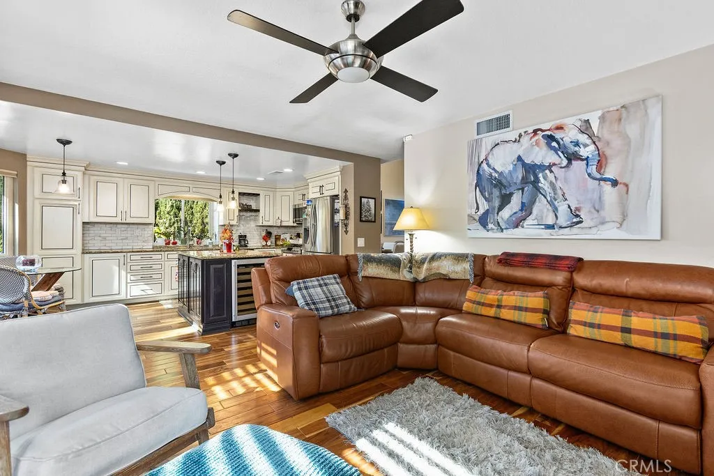 27852 Vicenza Court, Mission Viejo, California 92692 home-pic-13