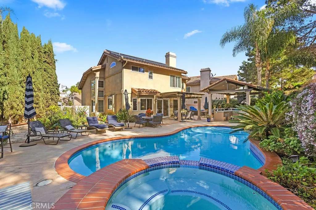 27852 Vicenza Court, Mission Viejo, California 92692 home-pic-17