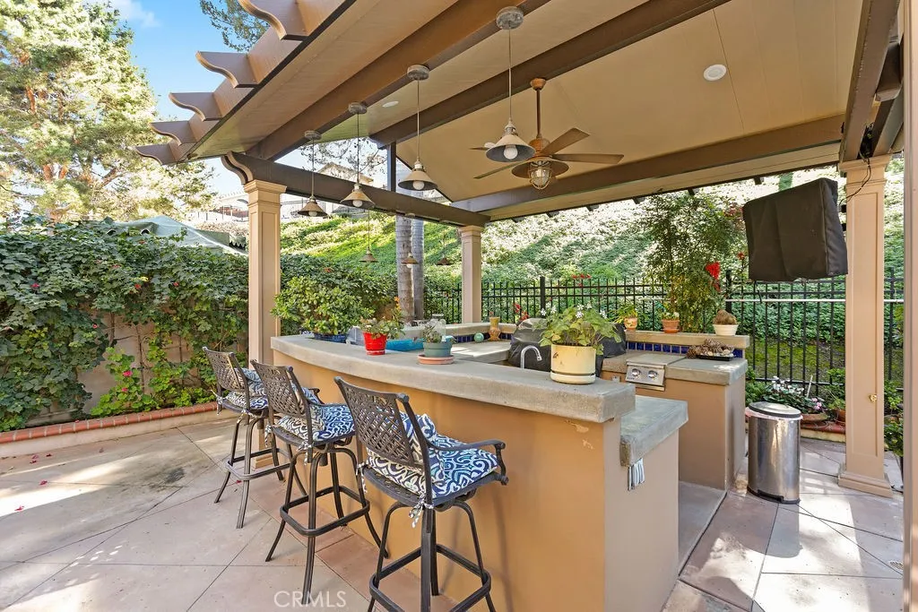 27852 Vicenza Court, Mission Viejo, California 92692 home-pic-16