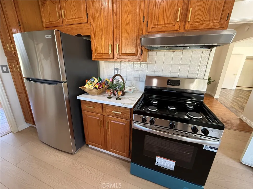 2001 Fernbank, Monterey Park, California 91754 home-pic-15