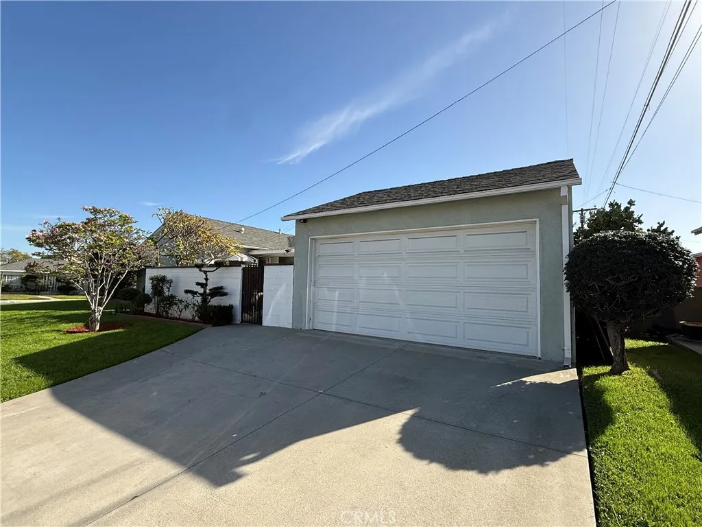 2001 Fernbank, Monterey Park, California 91754 home-pic-39