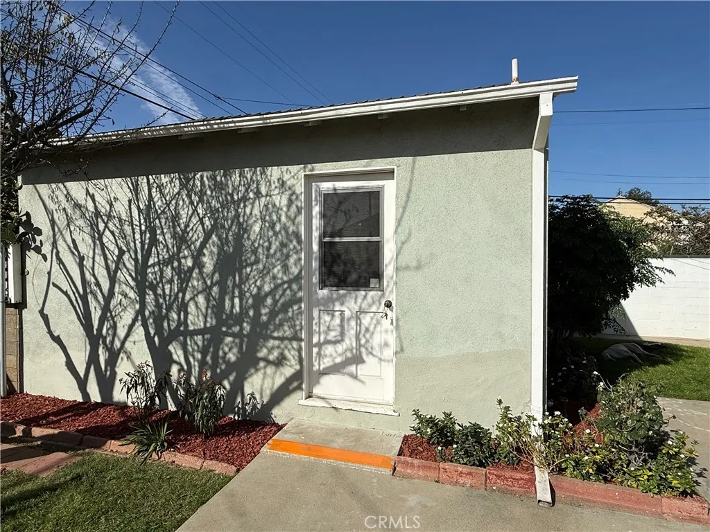 2001 Fernbank, Monterey Park, California 91754 home-pic-42