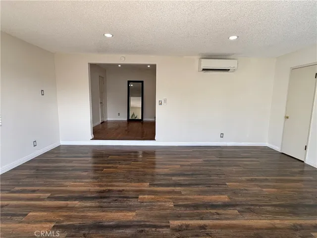 Huge Den with Large Closet