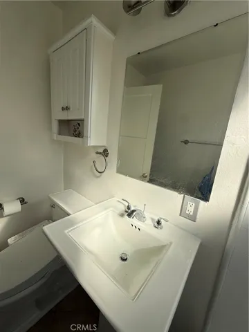 Full Bath Sink