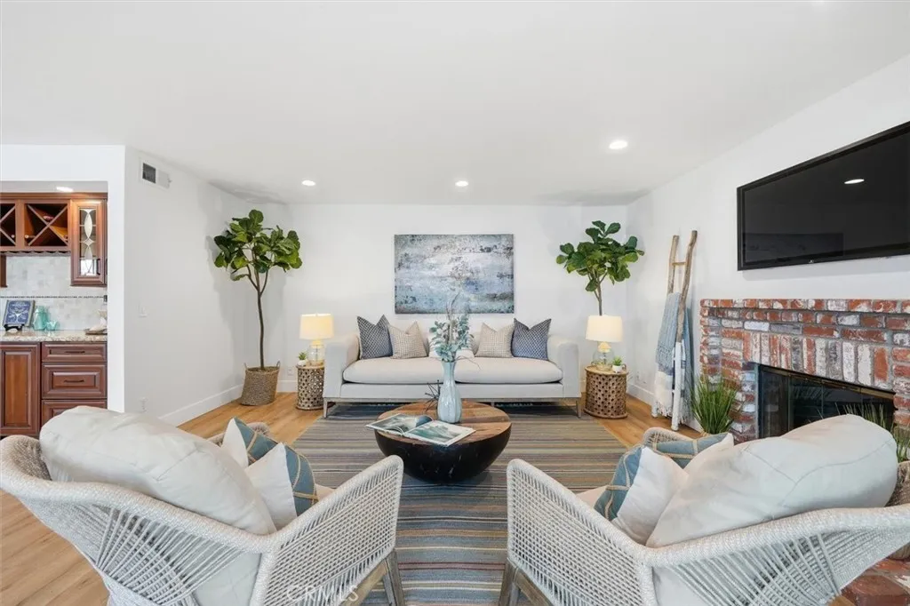 2315 Nelson, Redondo Beach, California 90278 home-pic-17