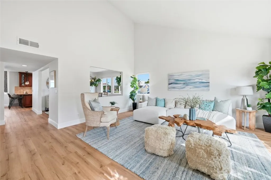 2315 Nelson, Redondo Beach, California 90278 home-pic-6