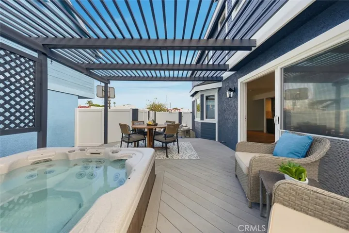 Spa and deck w/ trellis