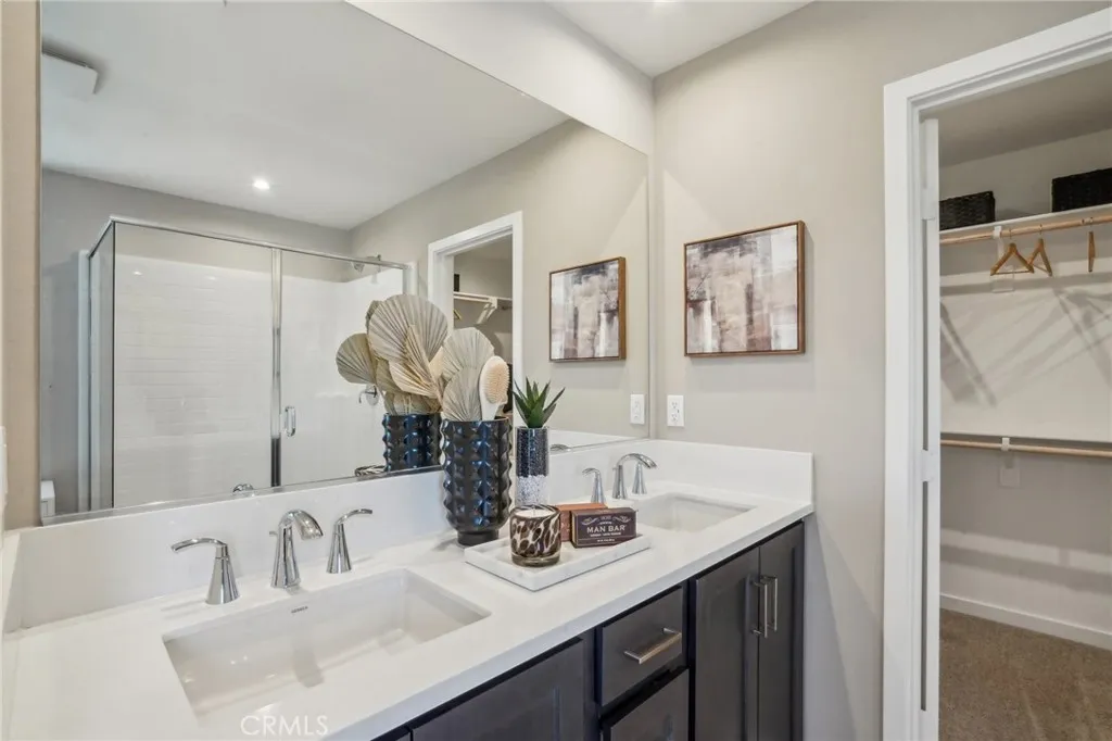 6341 Sierra Vista Lane, Fontana, California 92336 home-pic-14