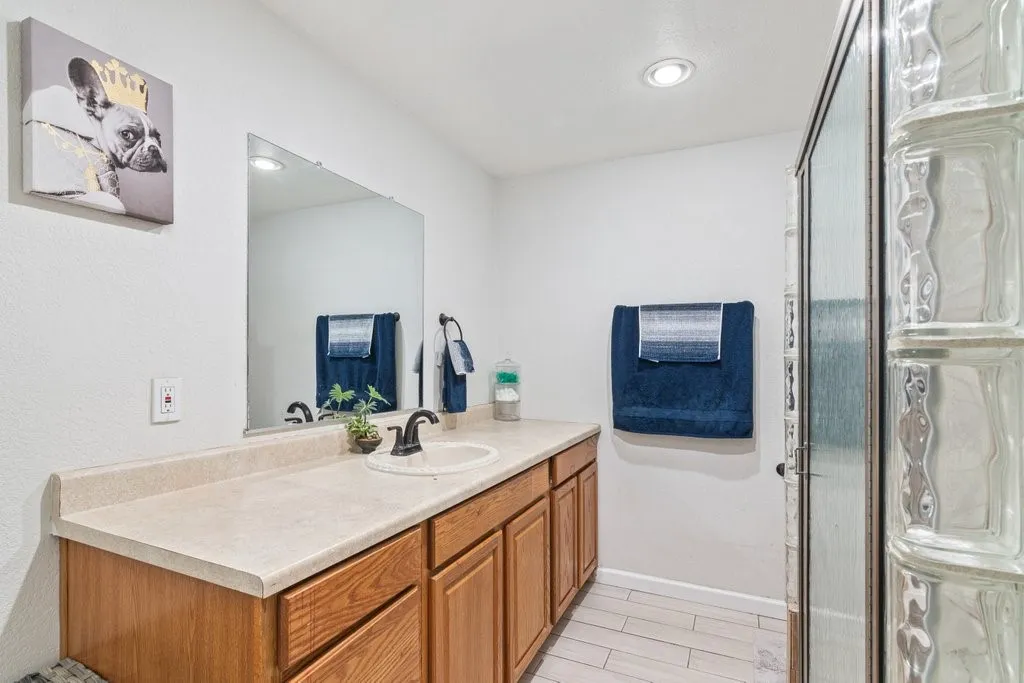 4127 N 4th, San Bernardino, California 92407 home-pic-16