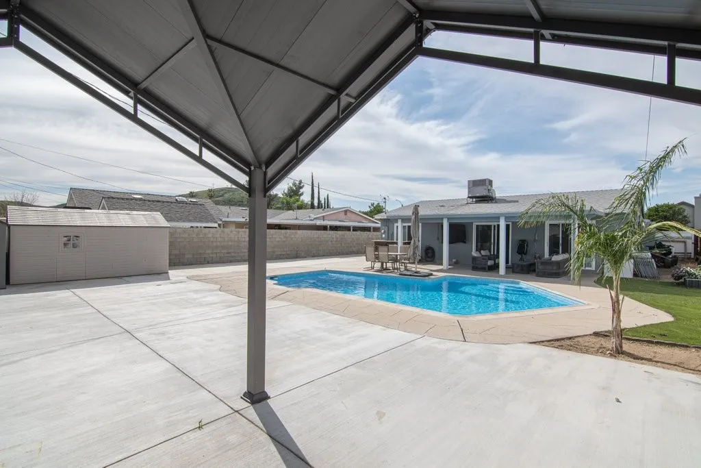 4127 N 4th, San Bernardino, California 92407 home-pic-25