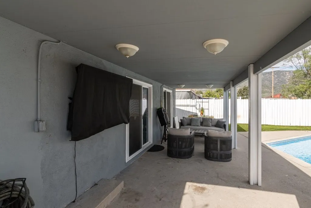 4127 N 4th, San Bernardino, California 92407 home-pic-29
