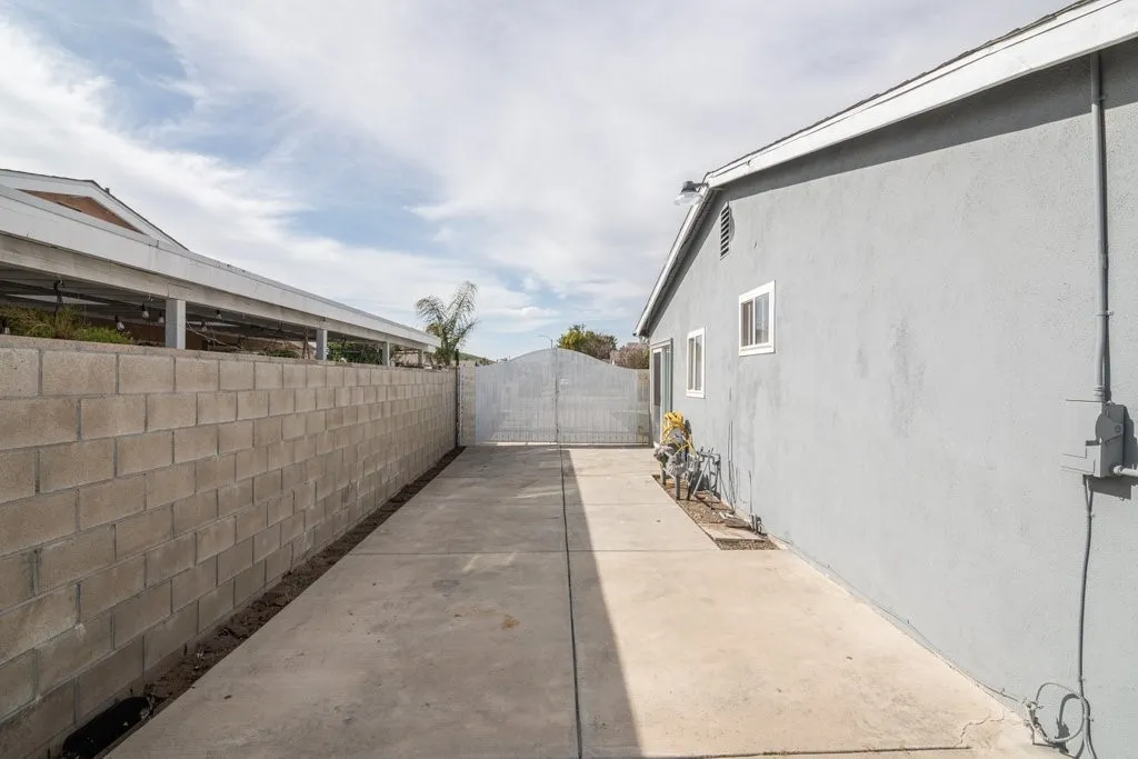 4127 N 4th, San Bernardino, California 92407 home-pic-21