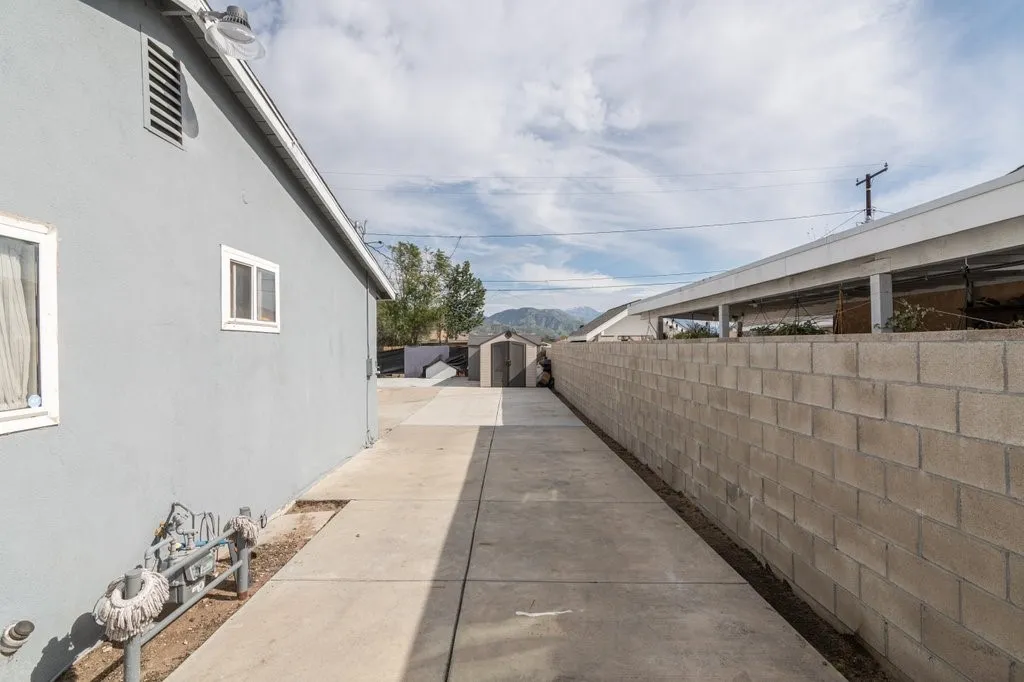 4127 N 4th, San Bernardino, California 92407 home-pic-20