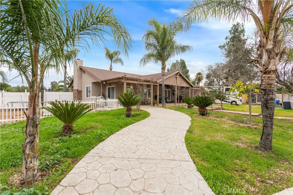 21015 Norman Road, Nuevo, California 92567 home-pic-40