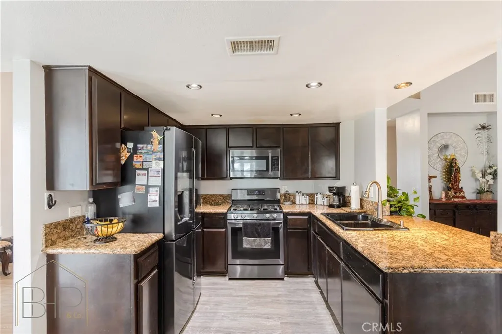 21015 Norman Road, Nuevo, California 92567 home-pic-8