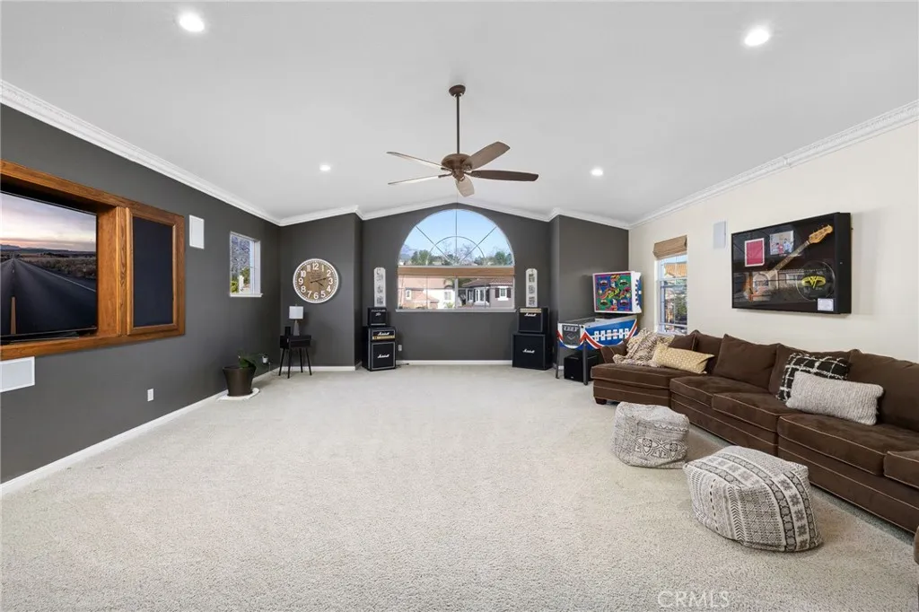 2384 Canyon Crest, La Verne, California 91750 home-pic-38