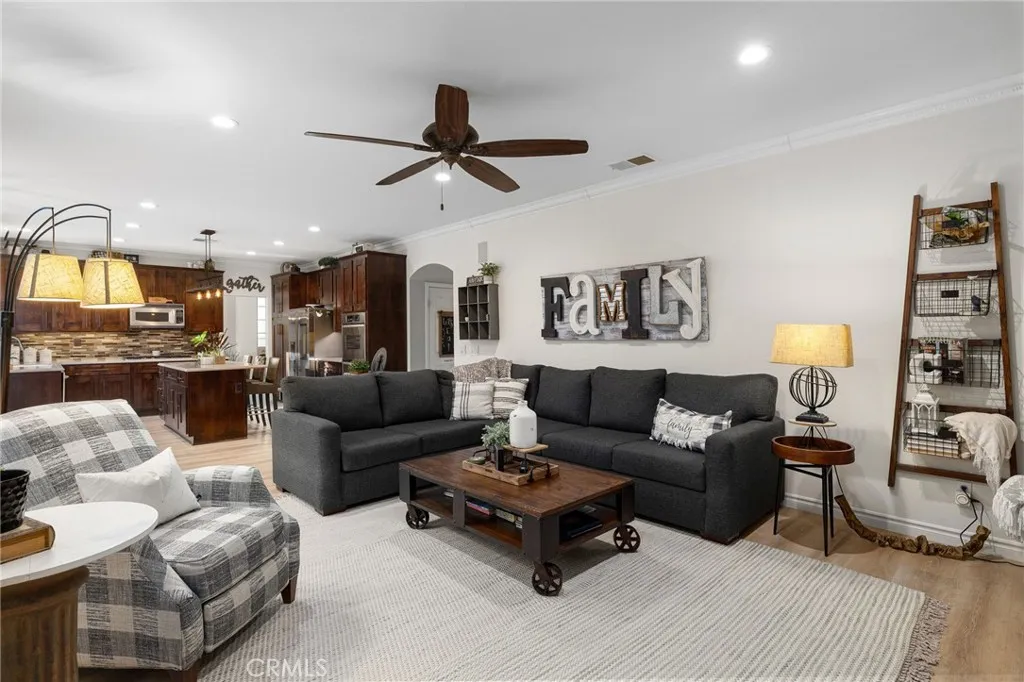 2384 Canyon Crest, La Verne, California 91750 home-pic-28