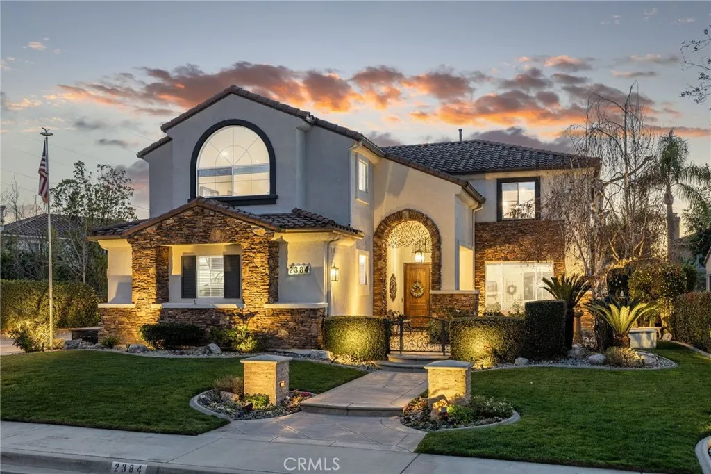 2384 Canyon Crest, La Verne, California 91750 home-pic-1