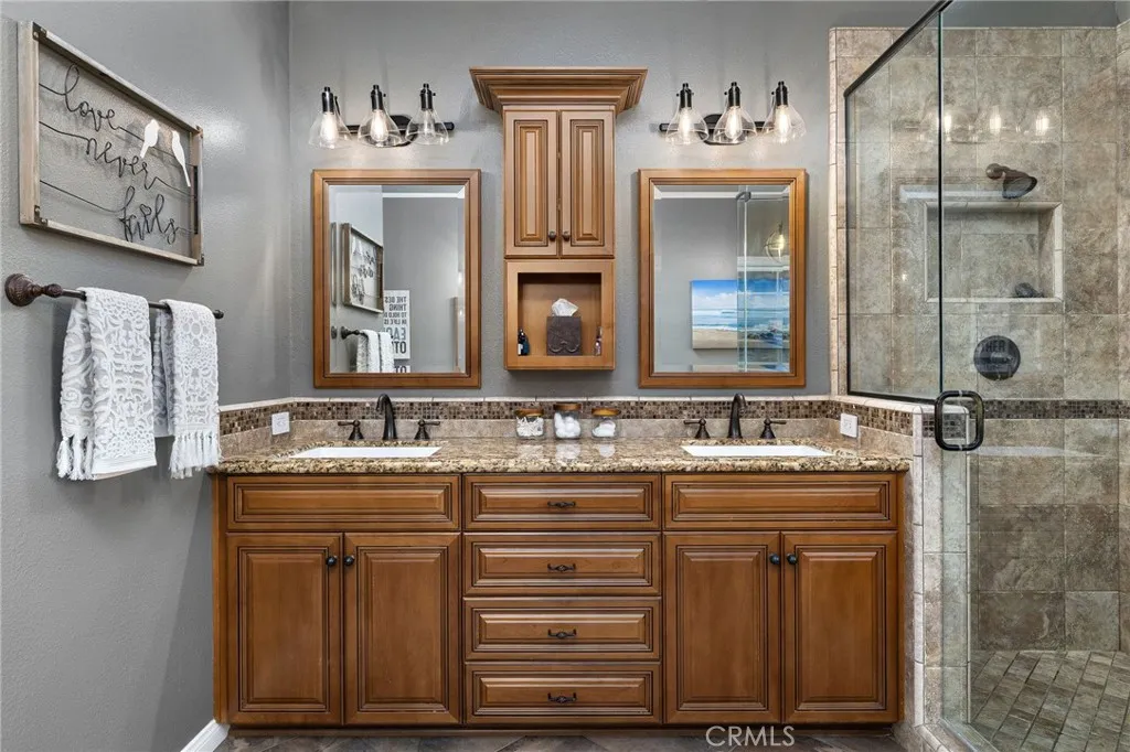 2384 Canyon Crest, La Verne, California 91750 home-pic-47