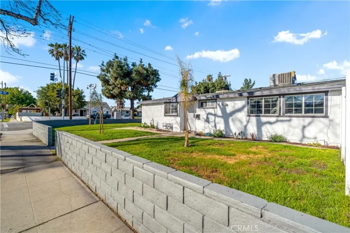 15801 15803 Chatsworth, Granada Hills, California 91344
