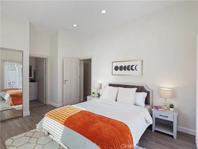 15801 15803 Chatsworth, Granada Hills, California 91344