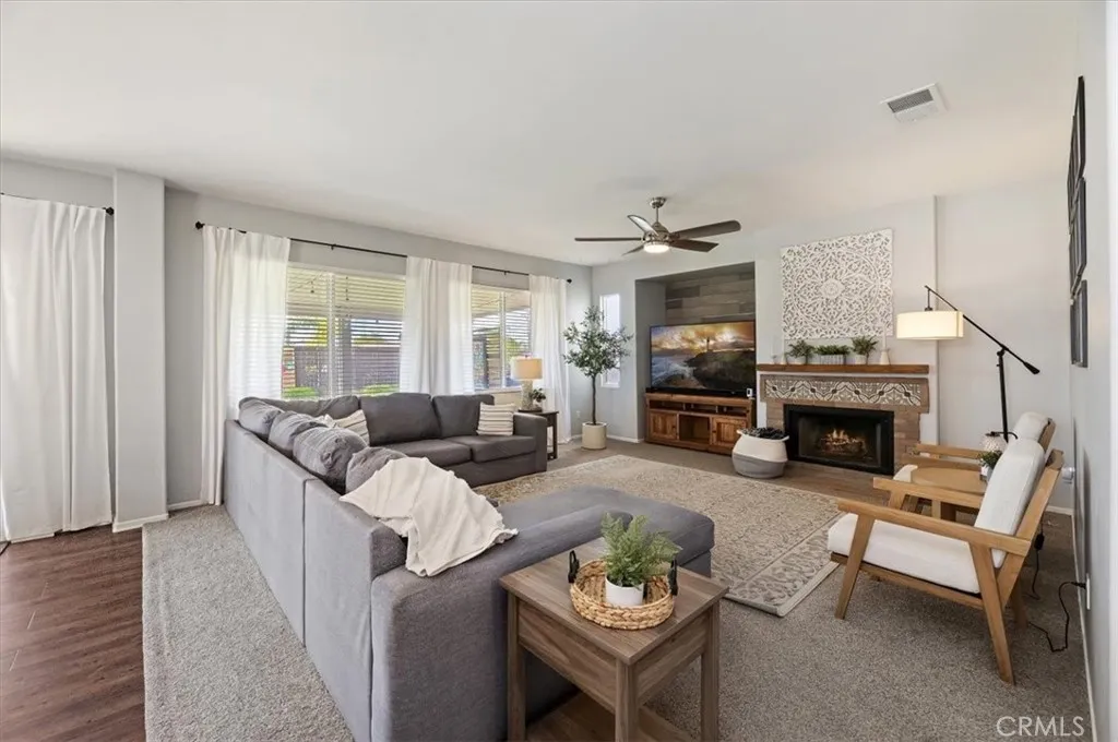 31437 Westwind Lane, Menifee, California 92584 home-pic-7