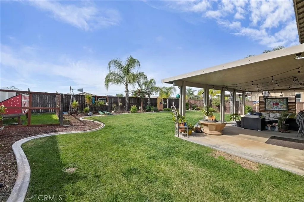31437 Westwind Lane, Menifee, California 92584 home-pic-27