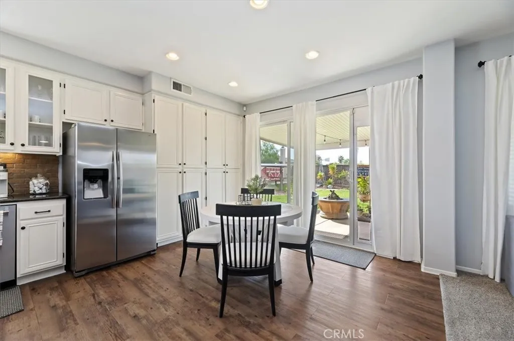 31437 Westwind Lane, Menifee, California 92584 home-pic-16