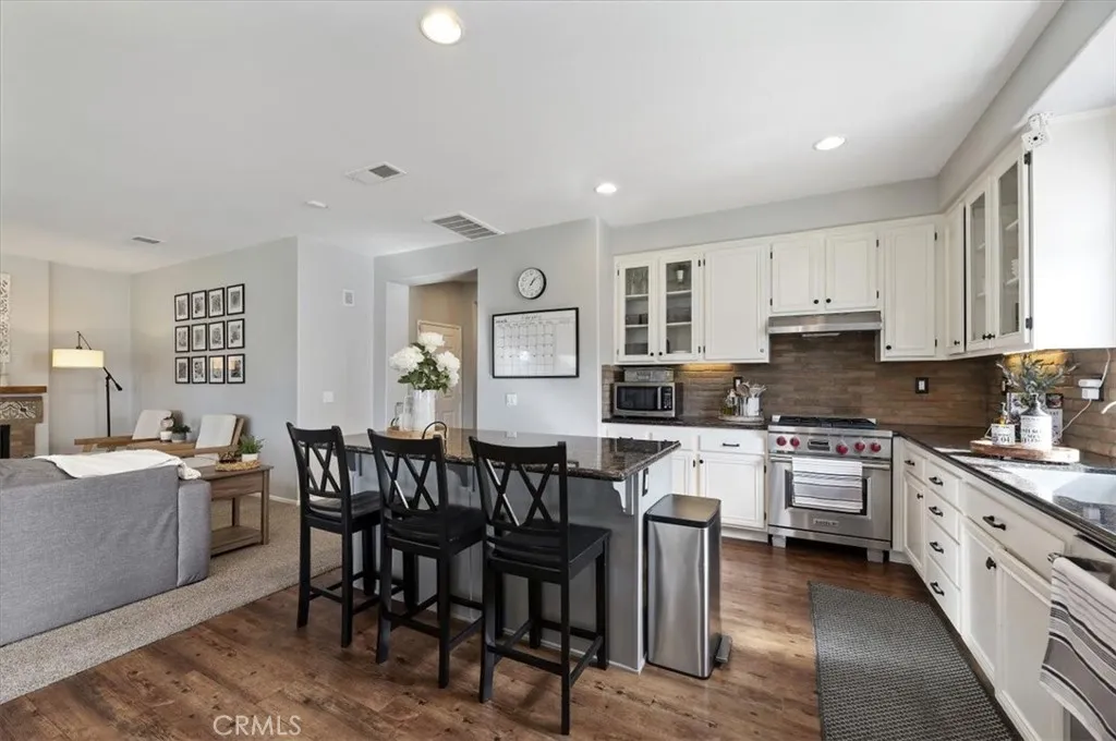 31437 Westwind Lane, Menifee, California 92584 home-pic-14