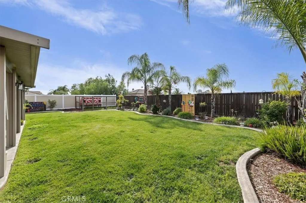 31437 Westwind Lane, Menifee, California 92584 home-pic-33