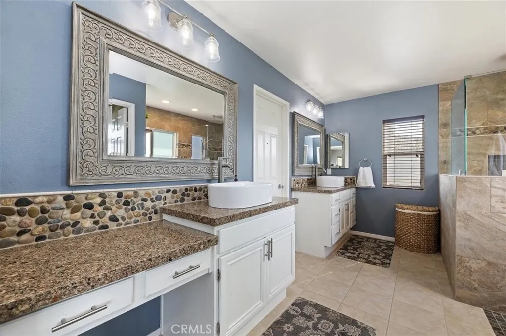 31437 Westwind Lane, Menifee, California 92584 home-pic-25