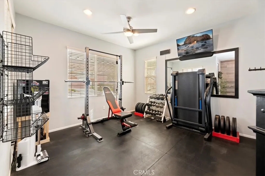 31437 Westwind Lane, Menifee, California 92584 home-pic-4