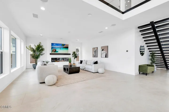 11944 Red Hawk Ln - HsHProd-86