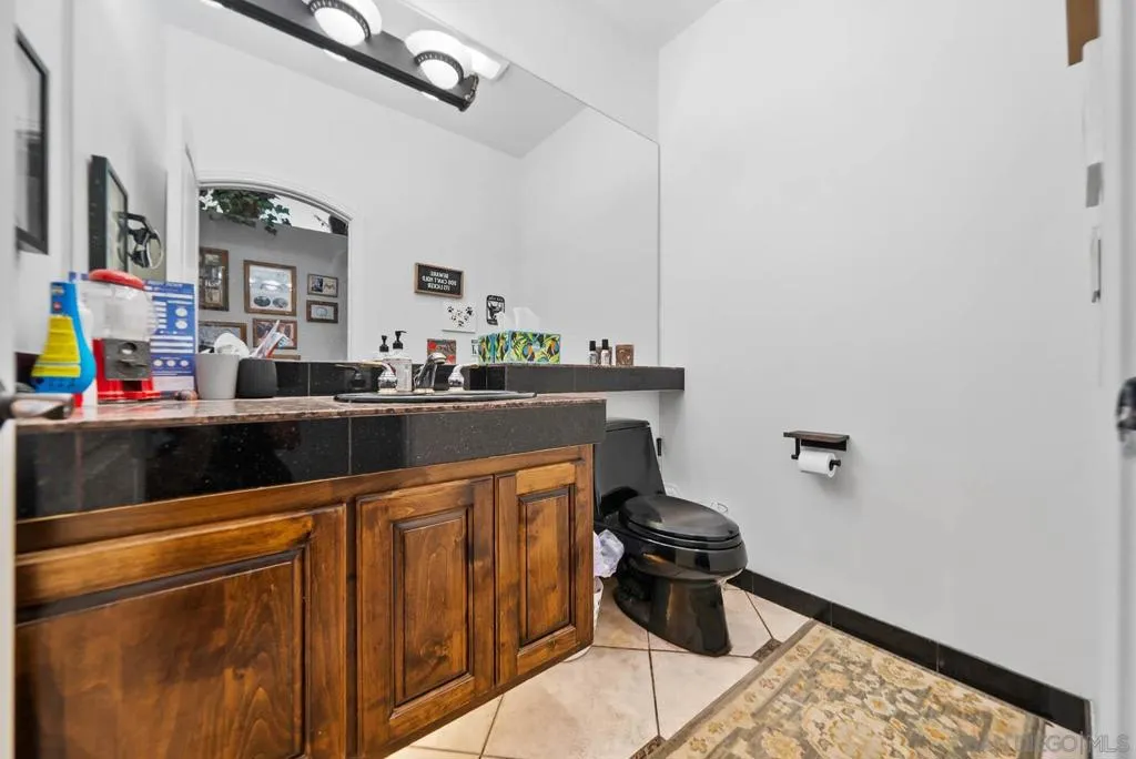 30920 Palm Ave, Hemet, California 92543 home-pic-20