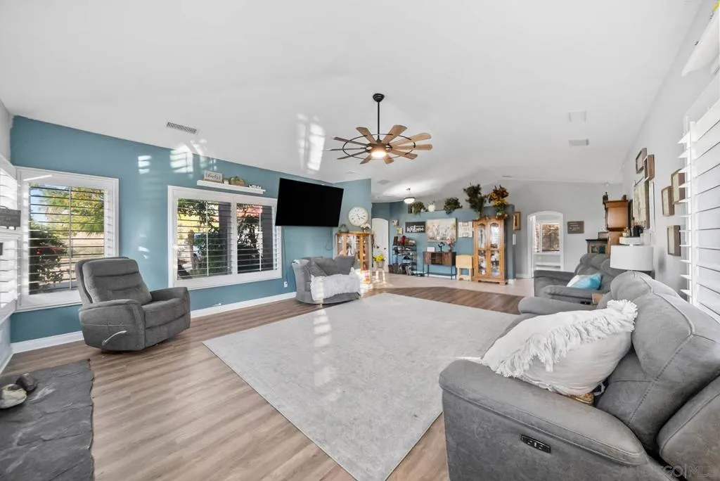 30920 Palm Ave, Hemet, California 92543 home-pic-7