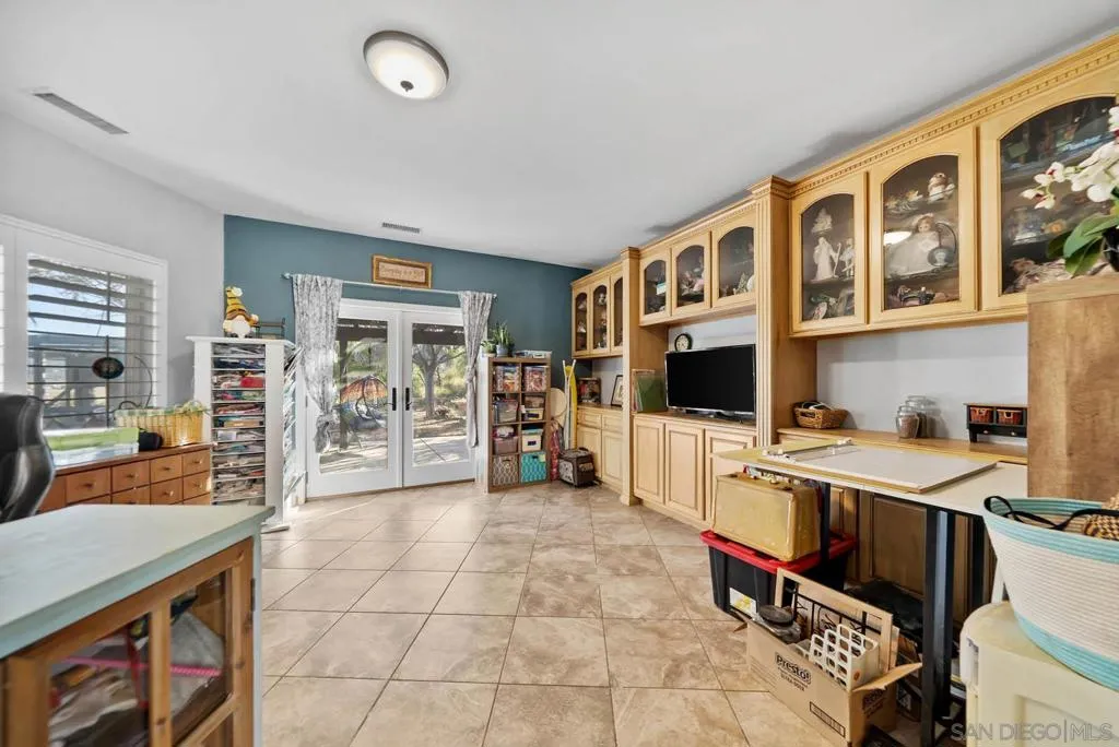 30920 Palm Ave, Hemet, California 92543 home-pic-15