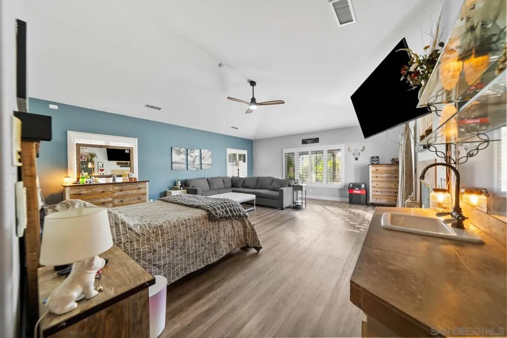 30920 Palm Ave, Hemet, California 92543 home-pic-21