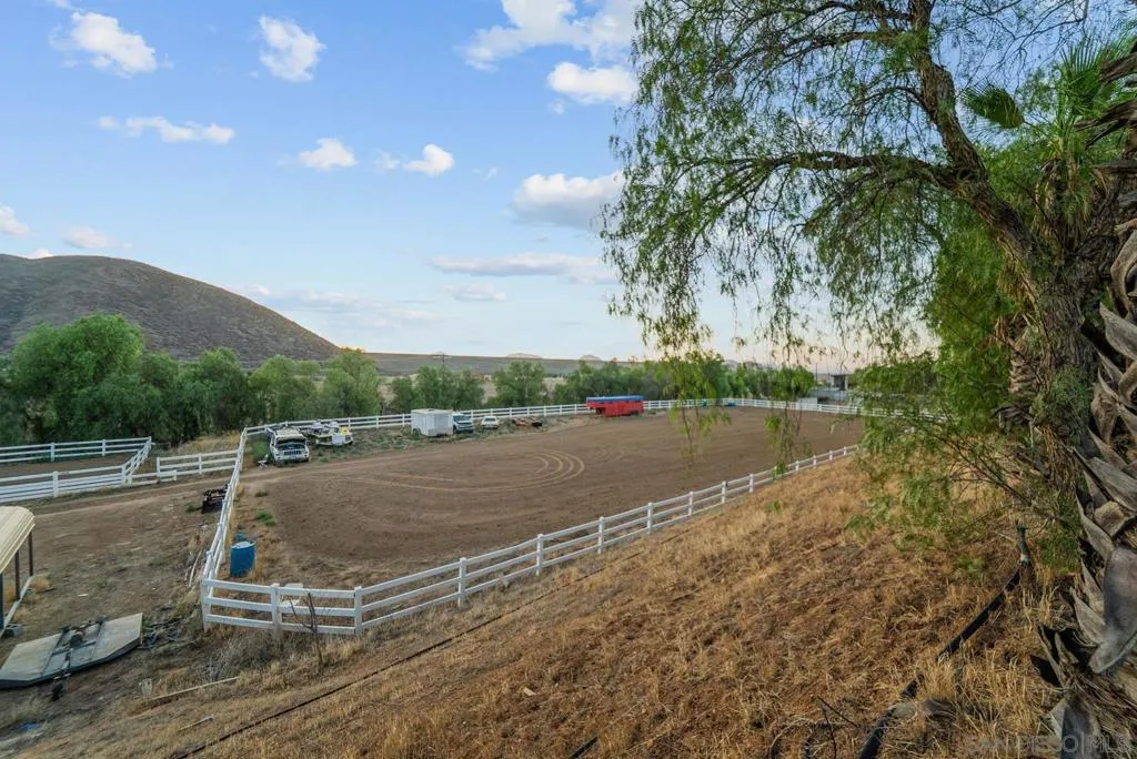 30920 Palm Ave, Hemet, California 92543 home-pic-33